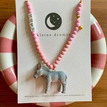 Afbeelding in Gallery-weergave laden, Naamketting Ezel - Sara