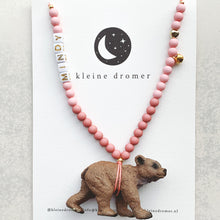 Afbeelding in Gallery-weergave laden, Naamketting Beertje - Mindy