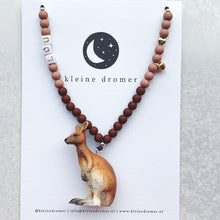 Afbeelding in Gallery-weergave laden, Naamketting Kangoeroe - Lou